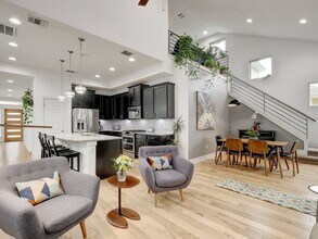 1415 Homespun Rd in Austin, TX - Building Photo - Building Photo
