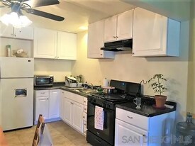 5920 Streamview Dr, Unit 1 in San Diego, CA - Building Photo