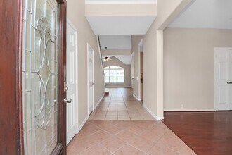 8810 Sunforest Ln in Pearland, TX - Building Photo - Building Photo