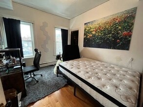140 Saint Alphonsus St, Unit 2 in Boston, MA - Building Photo - Building Photo