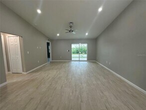 11144 Pendleton Ave, Unit 1W in Englewood, FL - Building Photo - Building Photo
