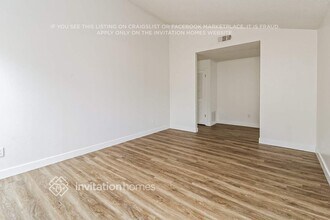 3209 Hogarth Dr, Unit AUCMLW in Sacramento, CA - Foto de edificio - Building Photo