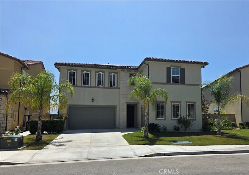 19018 Martino Ct in Santa Clarita, CA - Building Photo