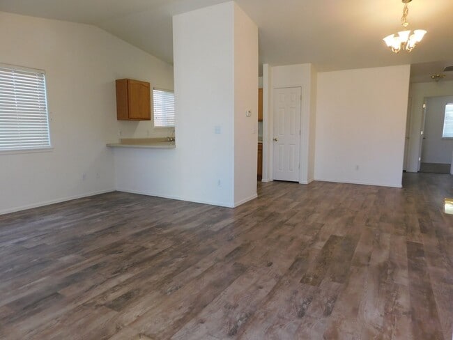 657 Springbrook Dr in Grand Junction, CO - Foto de edificio - Building Photo