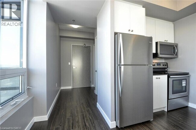 150 Water St N in Cambridge, ON - Building Photo - Building Photo