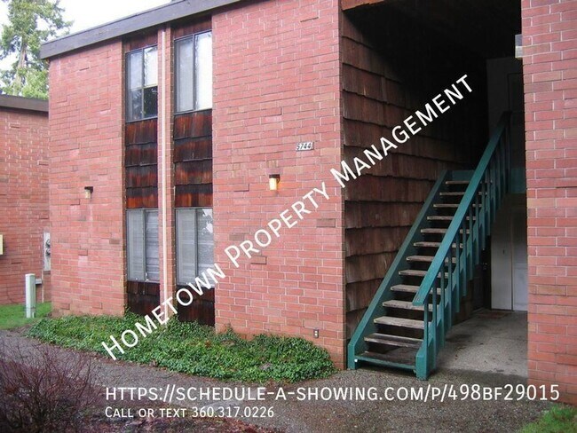 5744 Pattison Lake Ln SE, Unit #4 in Lacey, WA - Building Photo - Building Photo