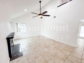 581 Glenheather Dr in San Marcos, CA - Building Photo - Building Photo
