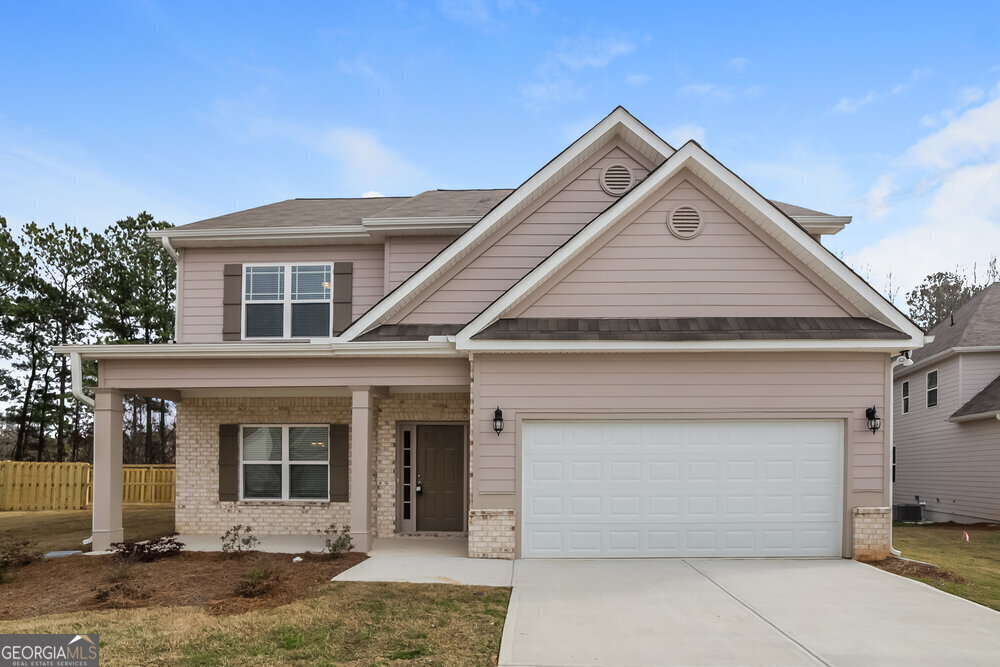 258 Faron Dr in Atlanta, GA - Building Photo