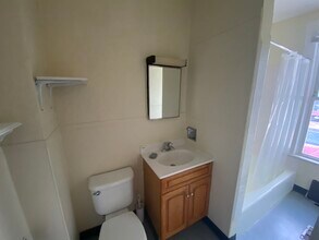 59 Bishop Allen Dr in Cambridge, MA - Foto de edificio - Building Photo