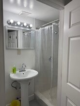5121 Dove Dr, Unit Studio rental in New Port Richey, FL - Building Photo - Building Photo