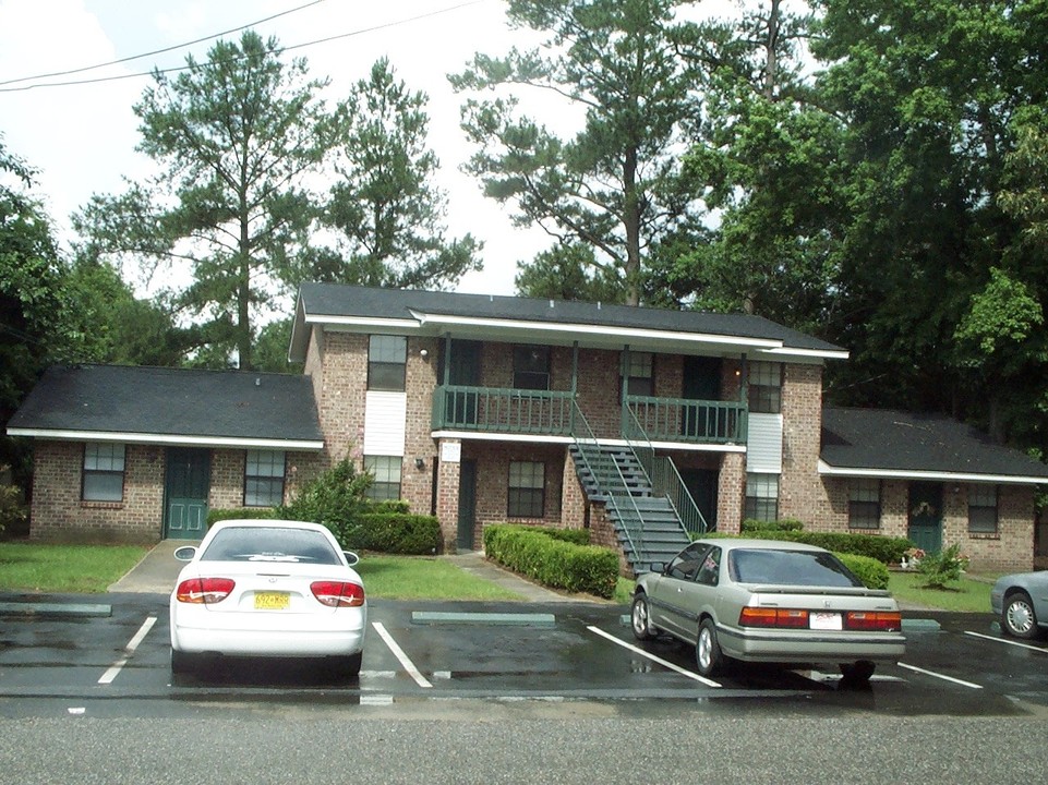 Shorewood Apartments in Hanahan, SC - Foto de edificio