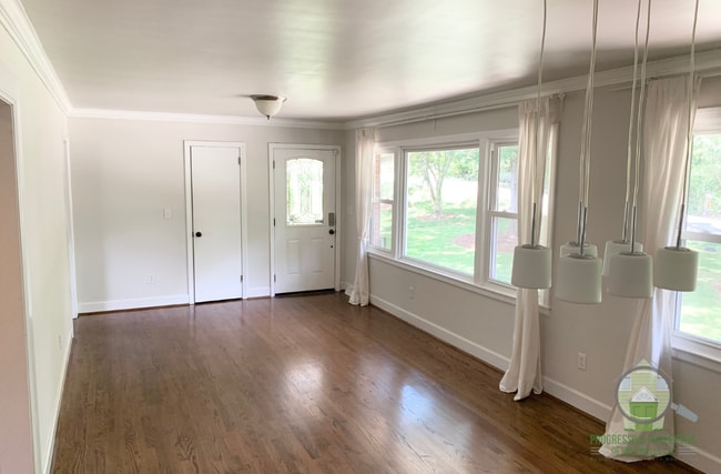 128 W Circle Ave in Greenville, SC - Building Photo - Building Photo