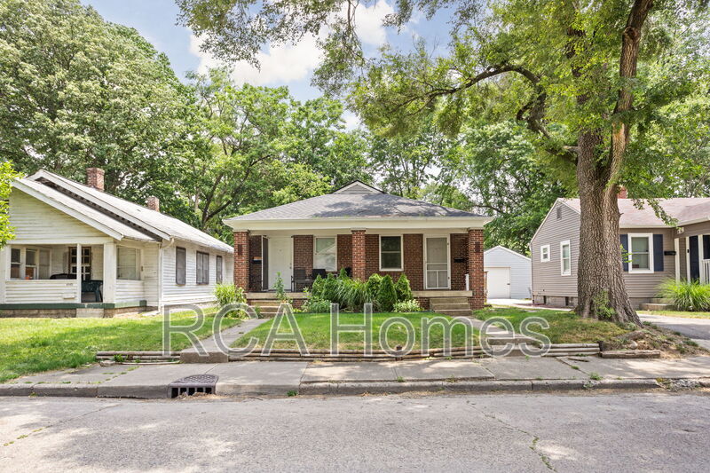 4537 Crittenden Ave in Indianapolis, IN - Building Photo