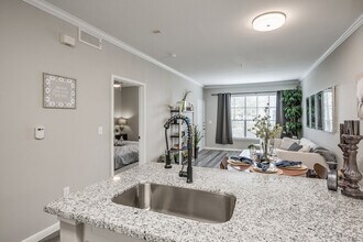 1000 N Eldridge Pkwy in Houston, TX - Building Photo - Building Photo