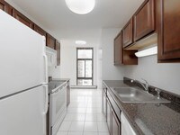 Building Photo - 65 East Scott Apartments in Chicago, Illinois