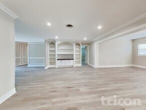 331 Mendez Dr in Sarasota, FL - Building Photo - Building Photo