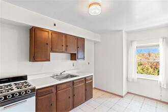 3437 Parkview Ave in Pittsburgh, PA - Building Photo - Building Photo