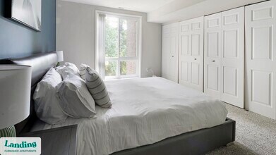 6220 Springhill Dr, Unit 9332-202 in Greenbelt, MD - Foto de edificio - Building Photo