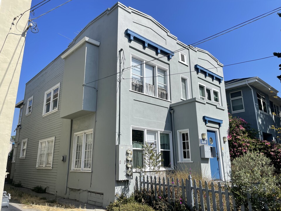 520 31st St in Oakland, CA - Building Photo