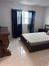 1425 Arthur St in Hollywood, FL - Building Photo - Building Photo