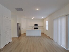 11818 Moorfield Ln in Indianapolis, IN - Building Photo - Building Photo