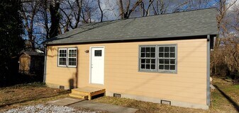 1801 Willomore St in Greensboro, NC - Building Photo