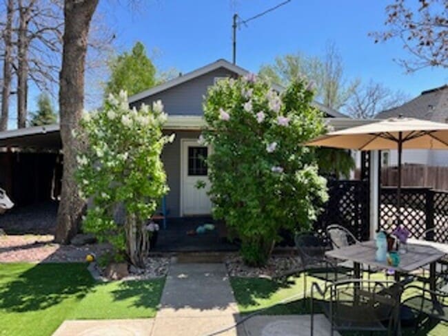 property at 1129 Cleveland Ave