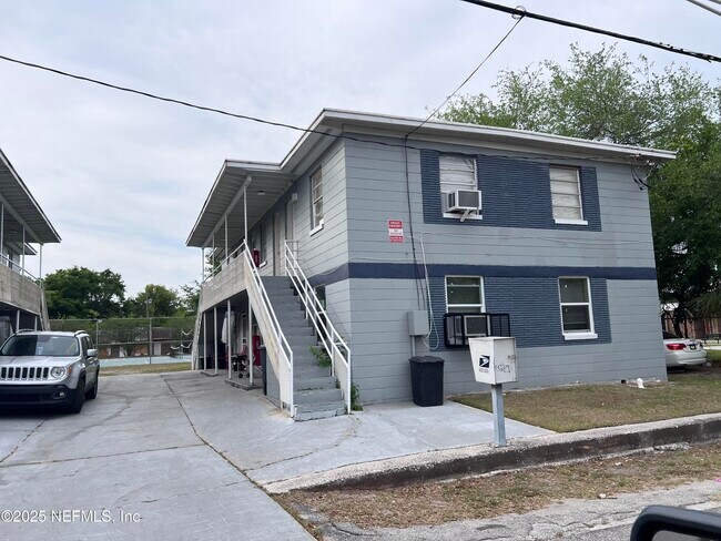 property at 232 Chelsea St