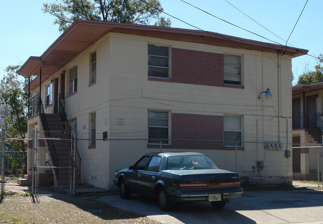 4000 Wilson St in Jacksonville, FL - Building Photo