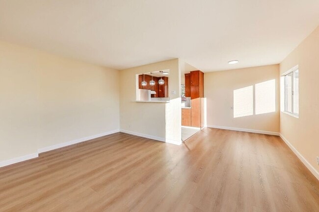 295 Buchanan St in San Francisco, CA - Building Photo - Building Photo