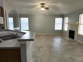 13800 Randalstone Dr in Pflugerville, TX - Building Photo - Building Photo