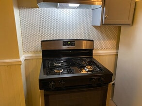 16 Stewart St in Amsterdam, NY - Building Photo - Building Photo