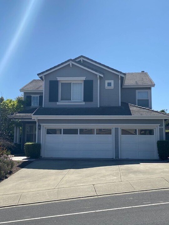 11195 Bay Laurel St in Dublin, CA - Building Photo