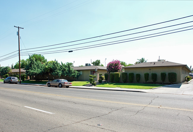 Coco Palms Apartments