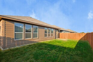 1008 Nicole Way in Burleson, TX - Building Photo