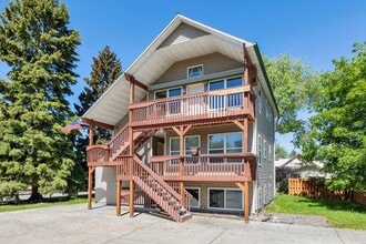 845 Marshall St in Missoula, MT - Building Photo - Building Photo