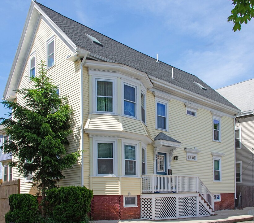 21 Emerton St in Salem, MA - Building Photo