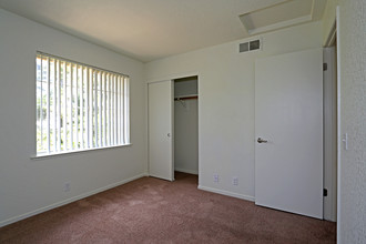 Terracina at Elk Grove in Elk Grove, CA - Building Photo - Building Photo