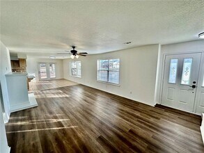 1242 SW Elm Tree Rd in Bentonville, AR - Building Photo - Building Photo