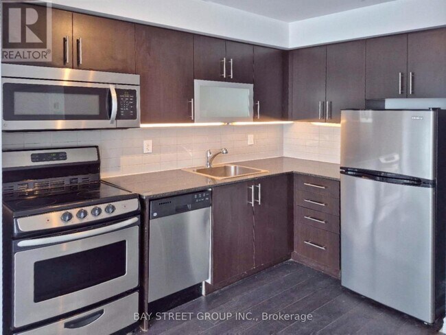 50 Town Centre Court in Toronto, ON - Building Photo - Building Photo