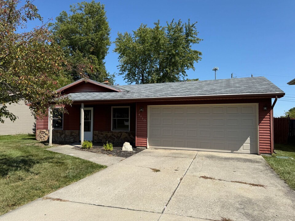 4110 Sherman Blvd in Fort Wayne, IN - Building Photo