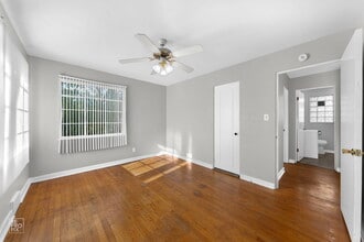 32857 N Alleghany Rd in Grayslake, IL - Building Photo - Building Photo