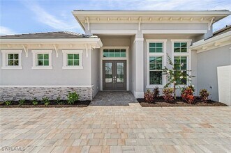 17266 Blue Sapphire Dr in Ft. Myers, FL - Building Photo - Building Photo