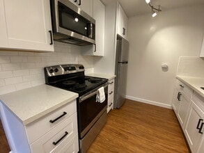 804 13th St in Bellingham, WA - Building Photo - Building Photo