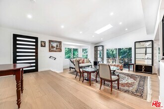 4611 Louise Ave in Los Angeles, CA - Building Photo - Building Photo