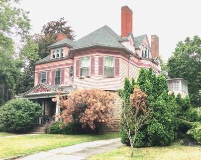 11 Strathallan Park in Rochester, NY - Foto de edificio