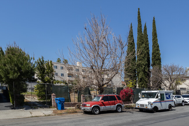 1333 N Tamarind Blvd in Los Angeles, CA - Building Photo - Building Photo