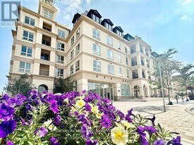 101 Cathedral High St in Markham, ON - Building Photo