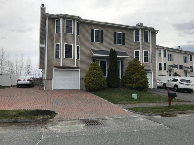 property at 8 Pearlbush Path