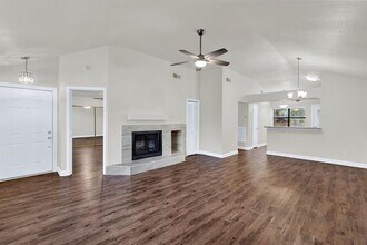 2416 Oakmont Dr in Bedford, TX - Building Photo - Building Photo